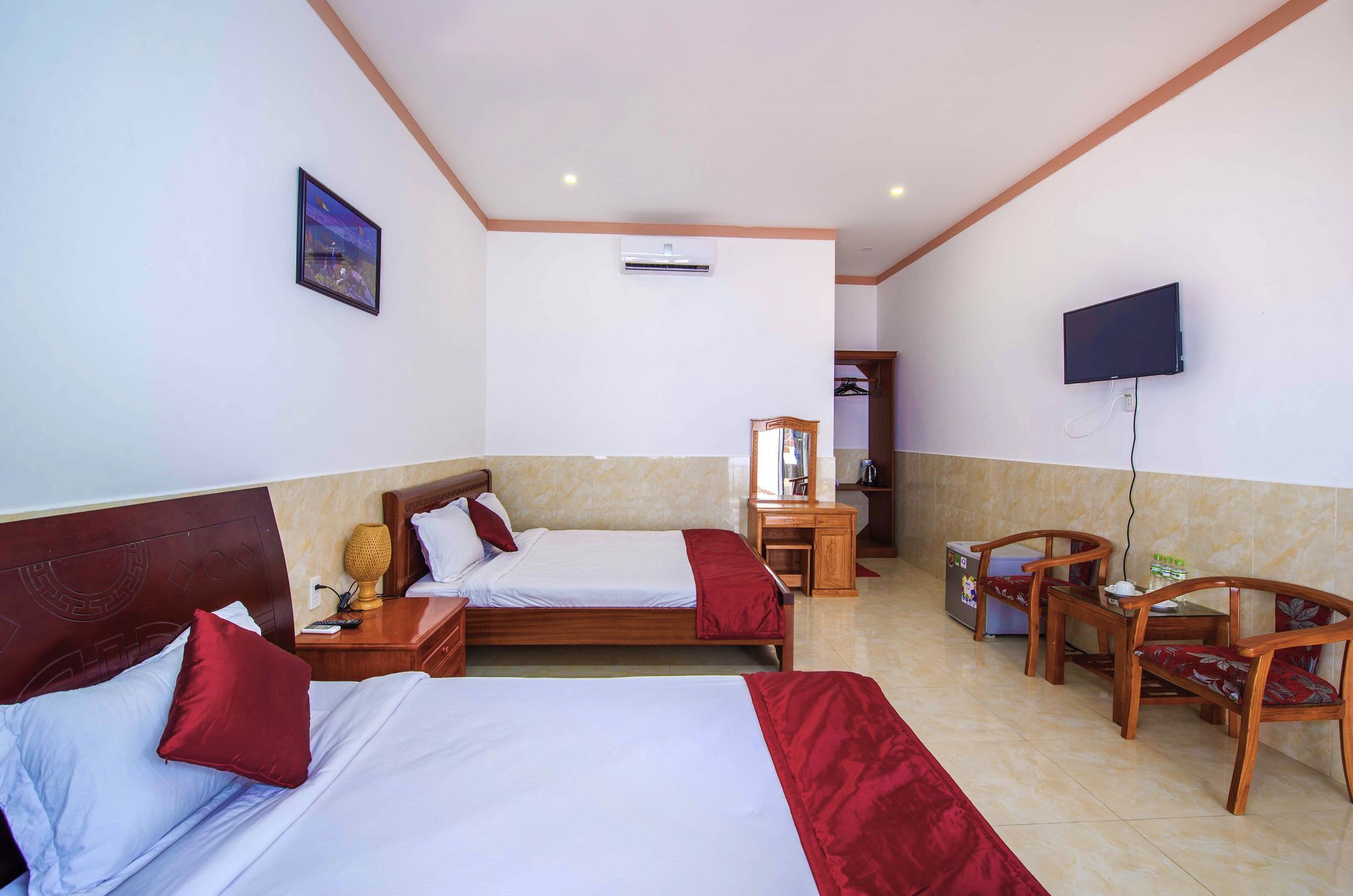 Hanh Ngoc Resort Дуонг-Донг Экстерьер фото