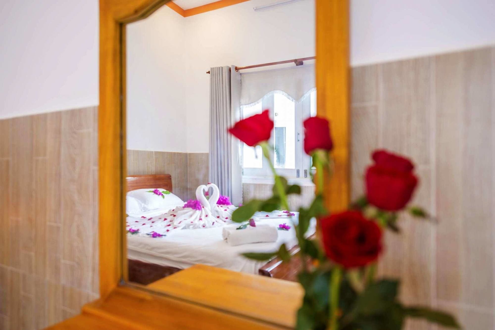 Hanh Ngoc Resort Дуонг-Донг Экстерьер фото