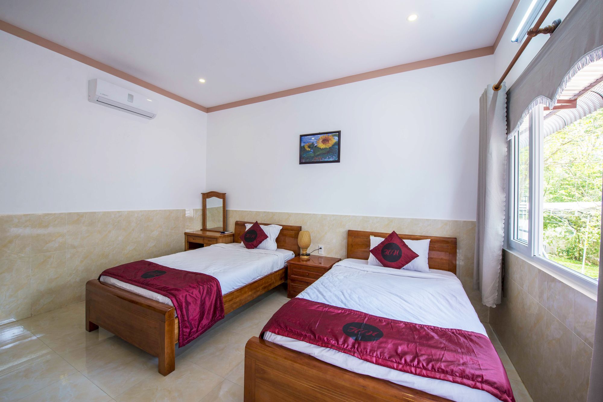 Hanh Ngoc Resort Дуонг-Донг Экстерьер фото