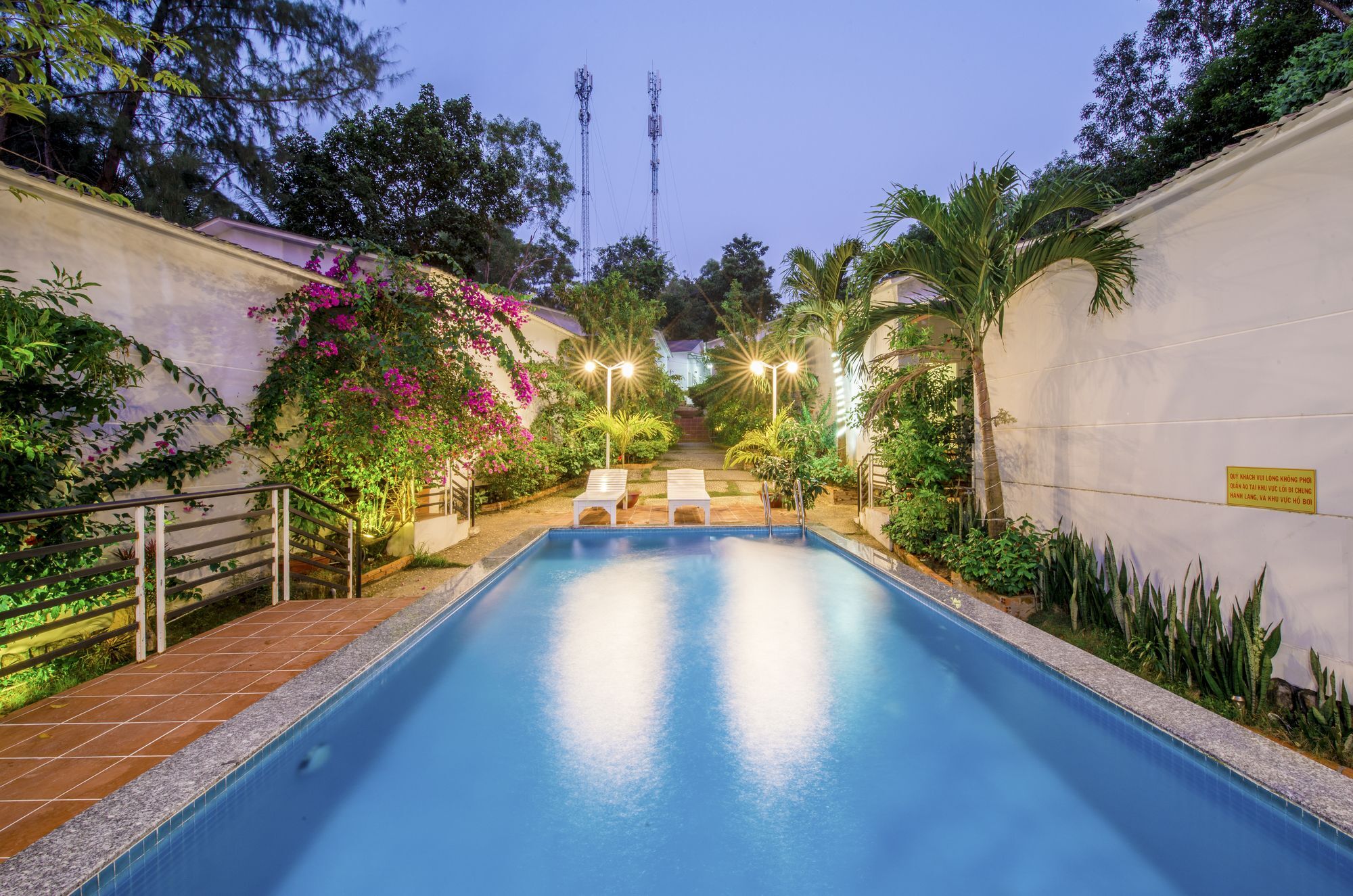 Hanh Ngoc Resort Дуонг-Донг Экстерьер фото