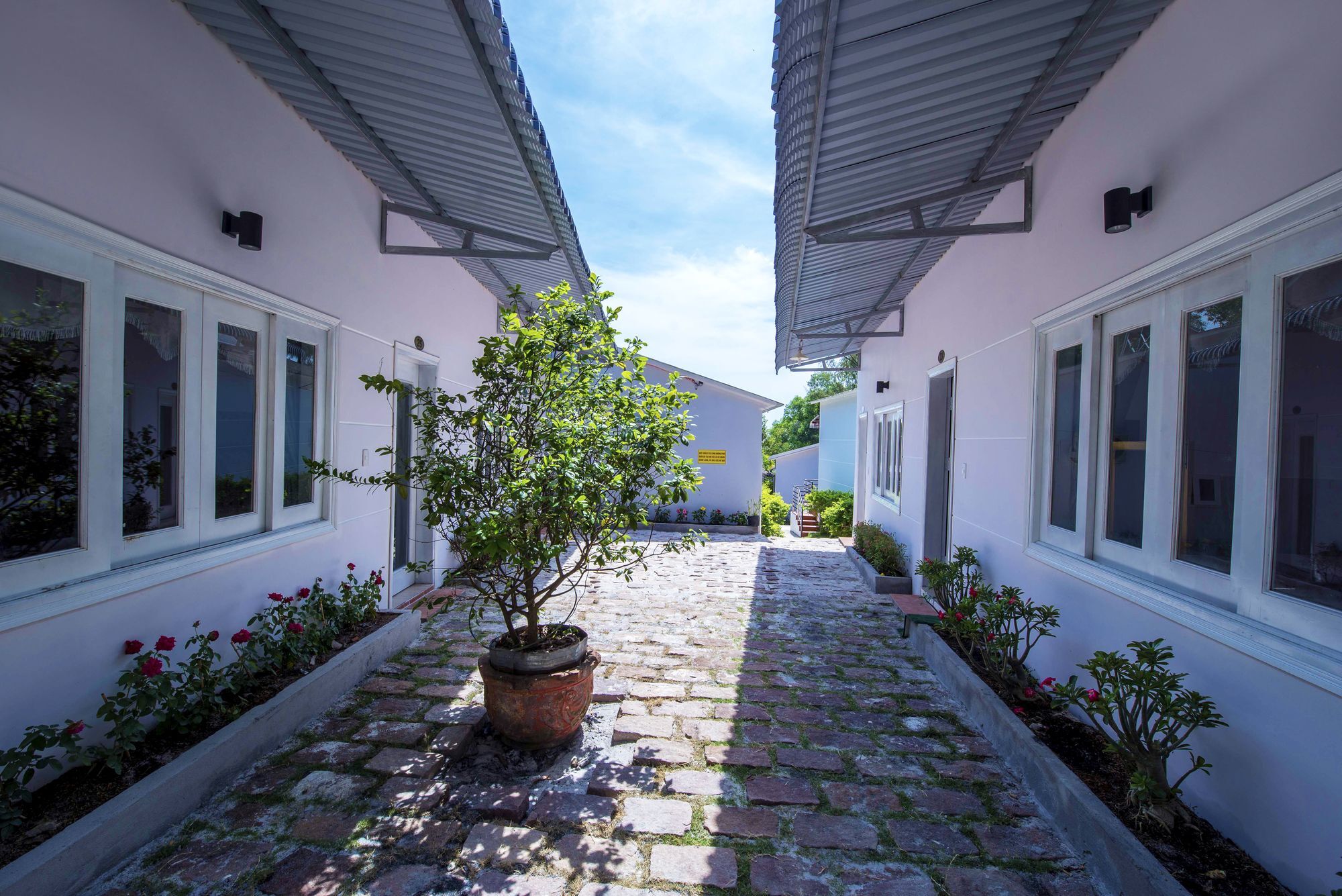 Hanh Ngoc Resort Дуонг-Донг Экстерьер фото